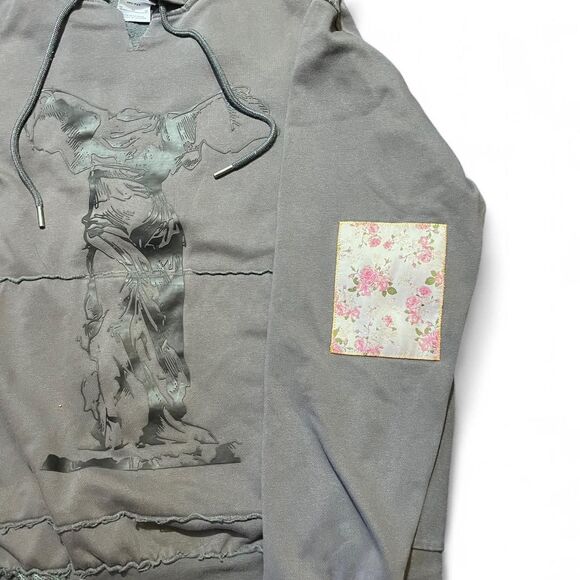 Premium Nike Designer Gray Hoodie wGold Spellout Graphic, zipper and patch sz M - Picture 5 of 5